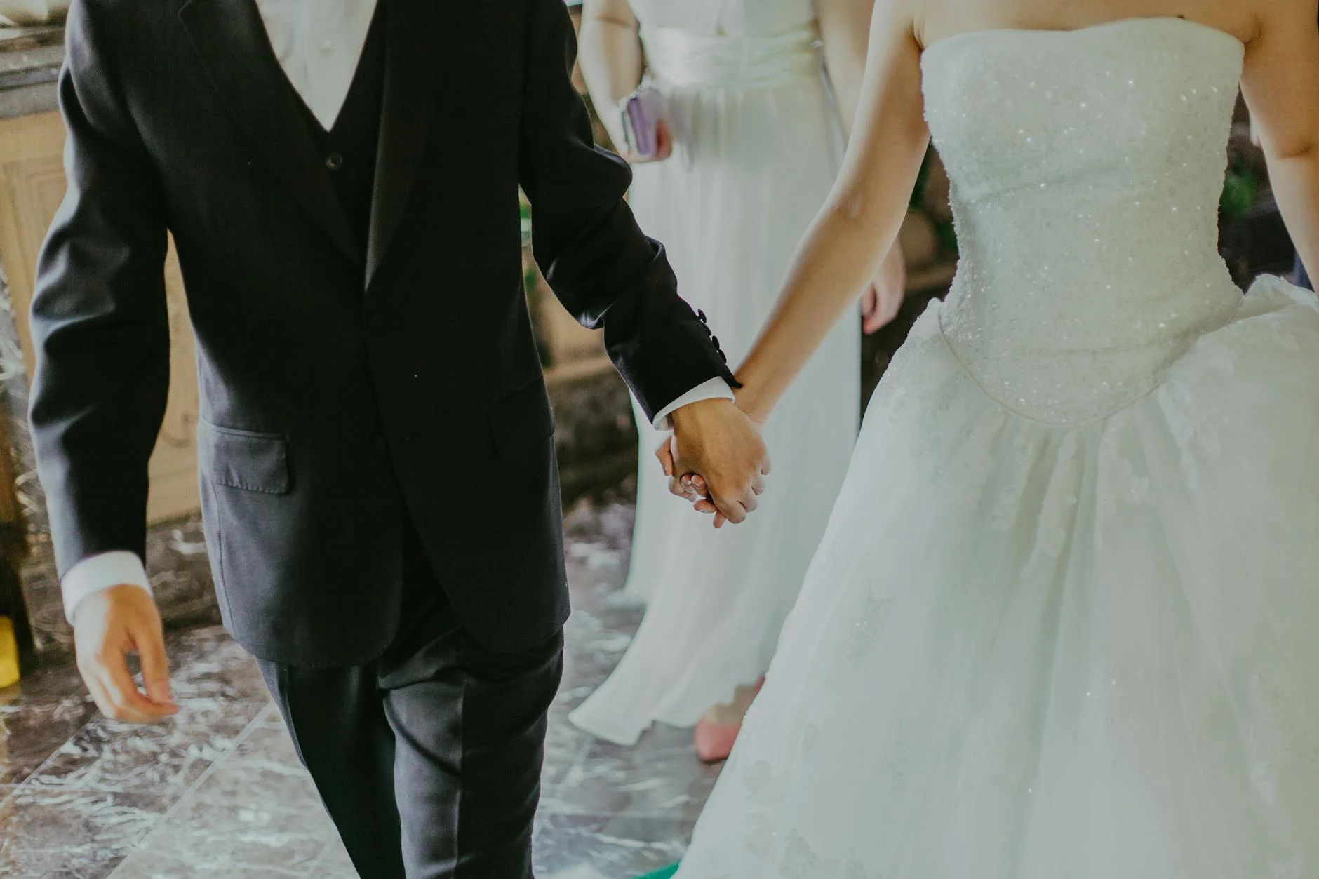 Mariage & féminisme : peut-on vraiment dire “oui” sans se trahir&nbsp;?