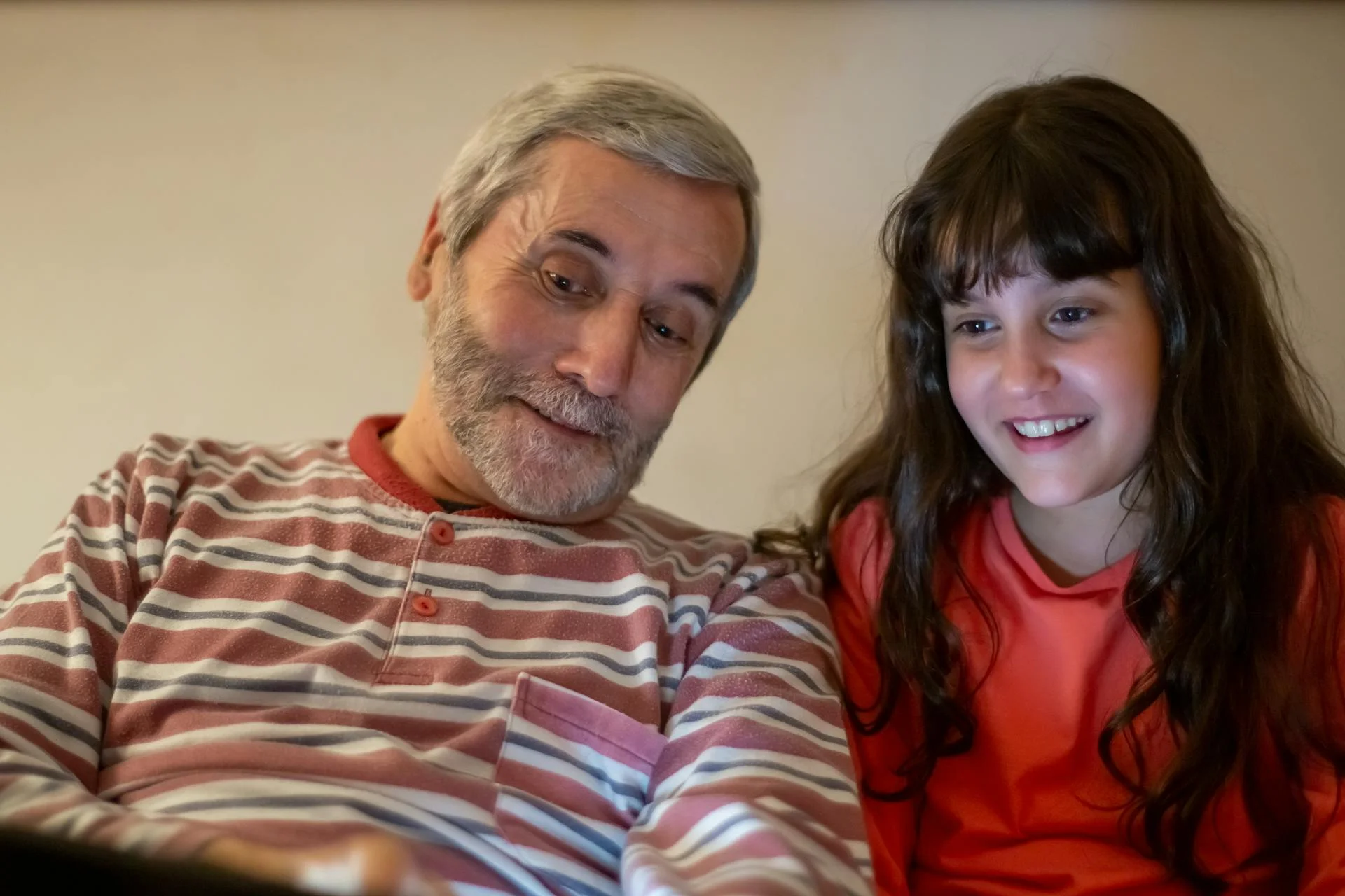 Avant qu’ils partent… Questions à poser à ses grands-parents pour mieux traverser la vie
