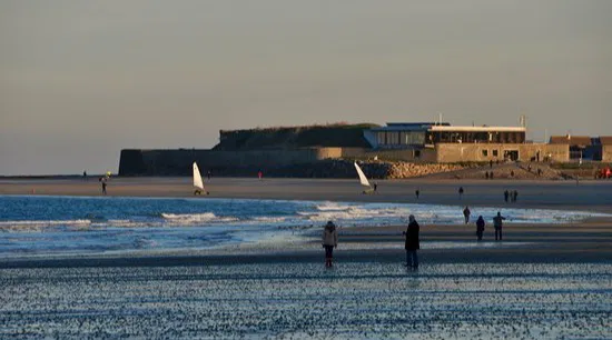 Balade/Collecte déchets avec Surf Rider Foundation