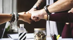 Jeux d’intelligence collective : Booste ta créativité en t’amusant !
