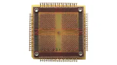 CoreMemory qui était tissée/assemblée à la main par des travailleuses dans les années 60 et utilisée par la NASA.