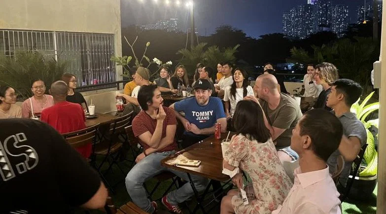 Happy Hour & Good Vibes Afterwork